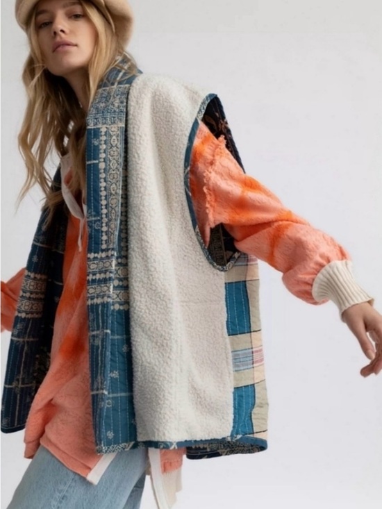 Free People Jackets & Blazers - 🌟 Free People Vera Plaid Patch Sherpa Vest Oversized Teddy Fleece Size S